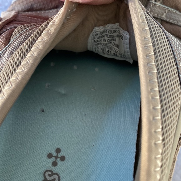 Skechers Slip On Shoes/Sneakers Size 11 - Picture 5 of 8